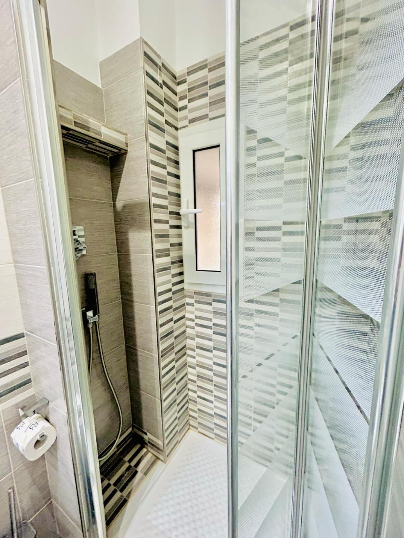 Luce A Piazza Vittorio Apartment Rome Luaran gambar